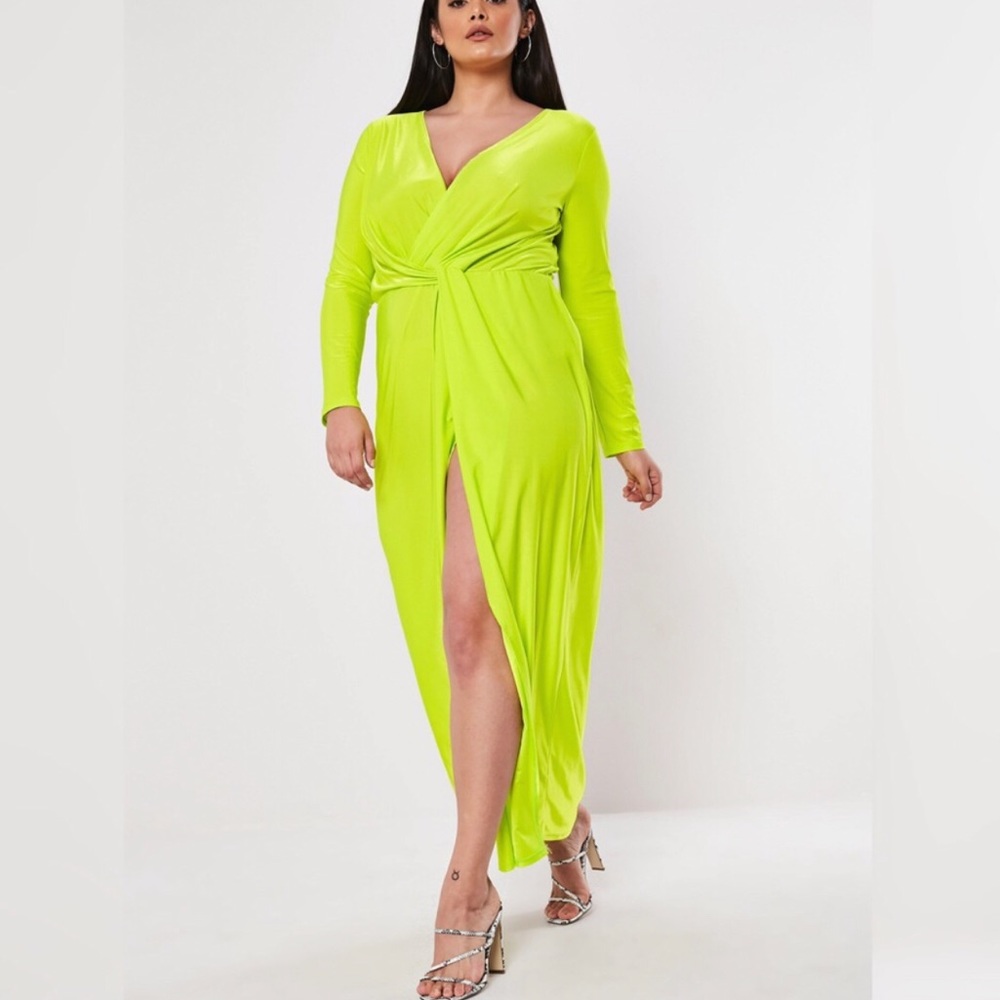 ✨CLOSET CLEAN OUT✨ 💛 Missguided Thigh Split Maxi 💚